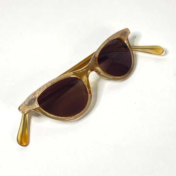 VTG Cateye Sunglasses Gold S/C-USA 40-20 Child 50s Atomic Retro MCM Mid Century - Picture 5 of 12